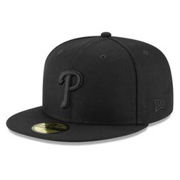 Philadelphia Phillies Black on Black Basic New Era 59FIFTY Fitted Hat