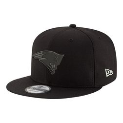 New England Patriots Black on Black Basic New Era 9FIFTY Snapback Hat