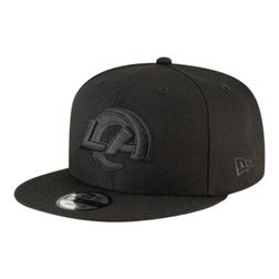 Los Angeles Rams Black on Black Basic New Era 9FIFTY Snapback Hat