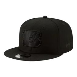 Cincinnati Bengals Black on Black Basic New Era 9FIFTY Snapback Hat