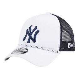 New York Yankees White Court Sport New Era 9FORTY A-Frame Trucker Snapback