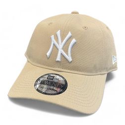 New York Yankees Khaki Basic Core Classic New Era 9TWENTY Adjustable Hat