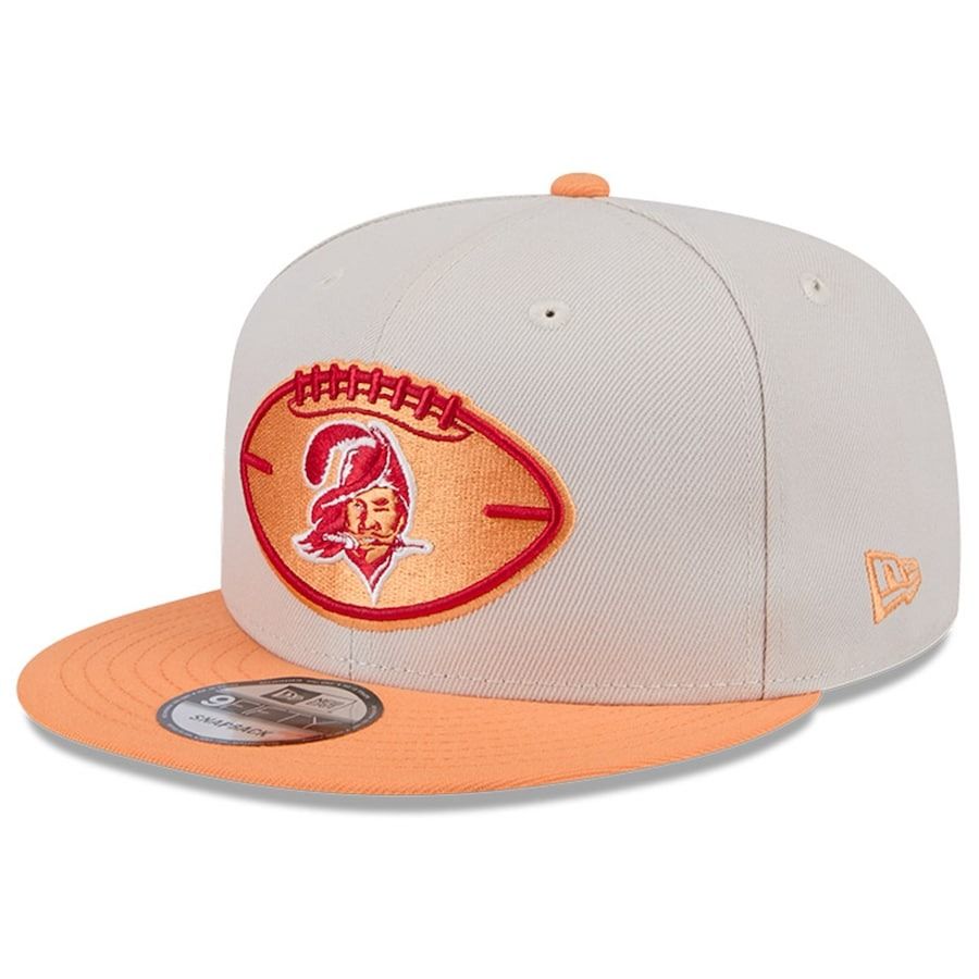 Tampa Bay Buccaneers 2024 Sideline Historic Stone Gray New Era 9FIFTY Snapback Hat