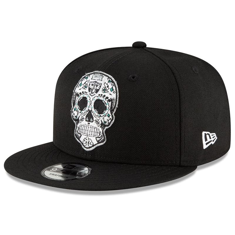 Las Vegas Raiders Black Skull New Era 9FIFTY Snapback Hat