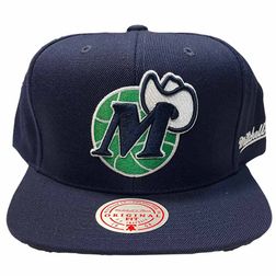 Dallas Mavericks Mitchell & Ness Green English Dropback HWC Blue Snapback Hat