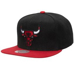 Chicago Bulls Black-Red Two Tone NBA Core Basic Mitchell & Ness Snapback
