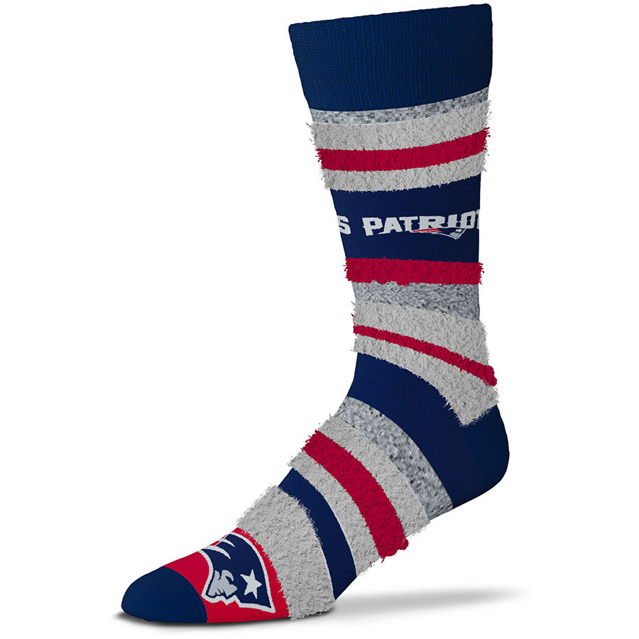 For Bare Feet Men's Atlanta Braves Striped Crew Socks