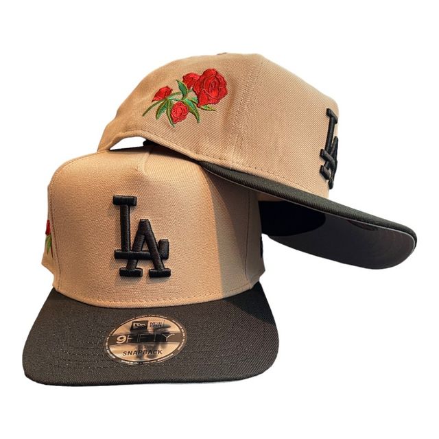 ★豪州発*New Era*新作*LA Dodgers/Rose刺繍スナップバック★ New Era Los Angeles Dodgers 'Chrome Black Roses' 9FORTY A