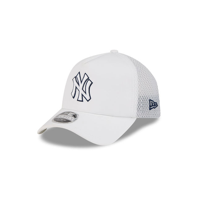 New Era 9FORTY NYロゴキャップ ホワイト 2b5b03c4cfed9a5a10ed1131d1aa79
