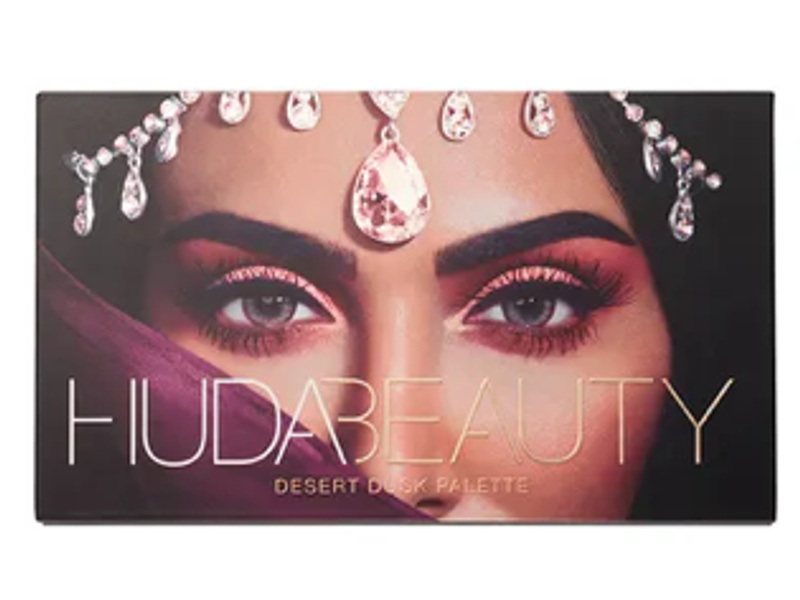 Huda beauty desert dusk eyeshadow palette