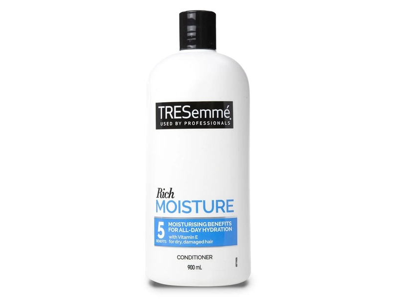 TRESEMME 900ML CONDITIONER RICH MOISTURE