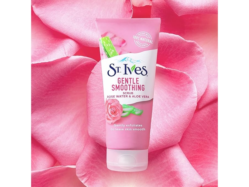 ST. IVES GENTLE SMOOTHING ROSE WATER & ALOE VERA SCRUB 170G