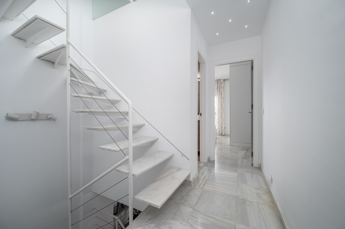 3 Bedroom Townhouse in La Noria, Nerja - 22