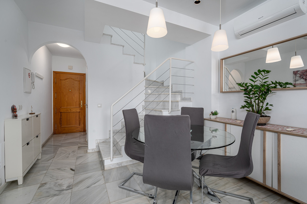 3 Bedroom Townhouse in La Noria, Nerja - 11