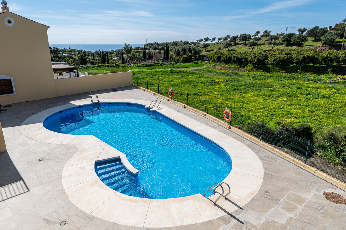 3 Bedroom Townhouse in La Noria, Nerja - 5