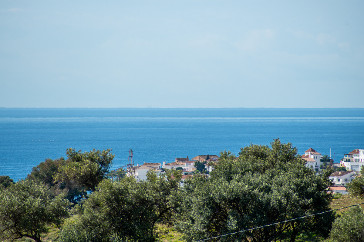 3 Bedroom Townhouse in La Noria, Nerja - 3