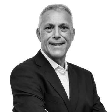 Gabriel Alzola - Property Consultant