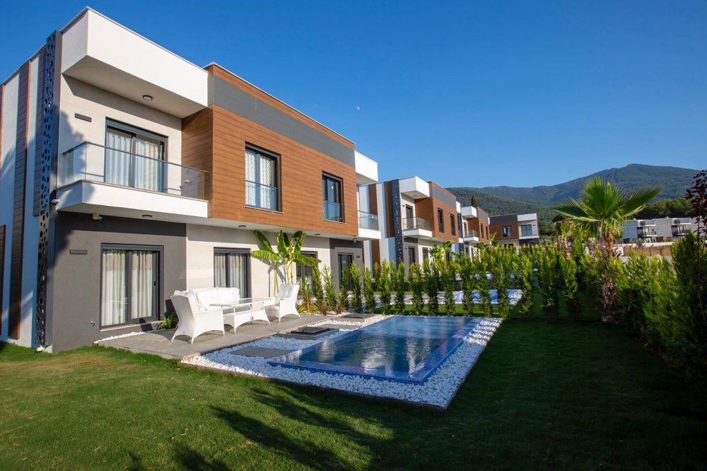 Luxurious Villa with Private Pool For Sale in Kuşadası