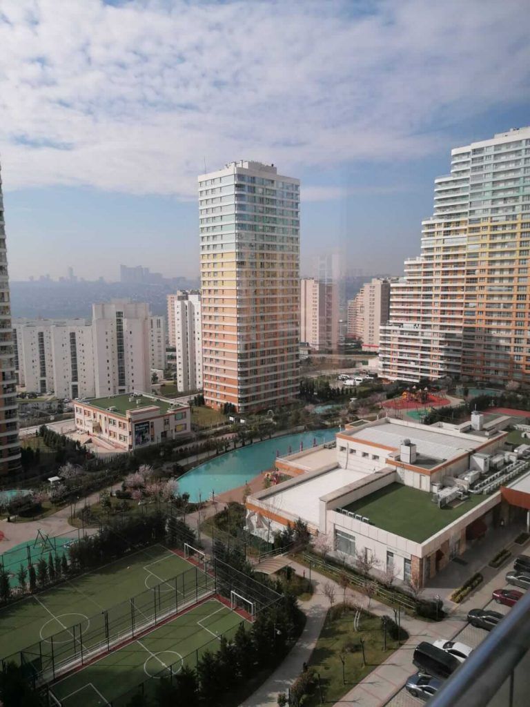 AVCILAR FLAT FOR SALE