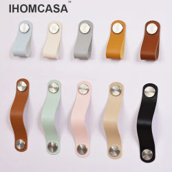 IHOMCASA Tiradores Nórdicos para Cajones de Cocina, Perillas Doradas para Puertas de Muebles, Tiradores para Armarios y Alacenas de Cuero Sintético