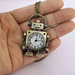 Colgante de reloj de bolsillo de cuarzo con forma de robot, colgante de reloj de bolsillo de cuarzo con esfera redonda con números árabes, decorado con lindo llavero, abalorio de bolsa para una fiesta