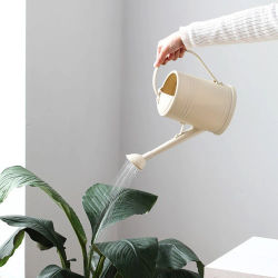 Regadera de 2L, bote de plástico para plantas de jardín, hervidor de agua con pulverizador de flores, dispositivo de riego de gran capacidad de boca larga, herramienta de riego
