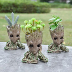 Maceta de bebé Groot para decoración del hogar, maceteros para plantas de interior, figura de heroismo de Anime, adorno de exhibición de escritorio para oficina, portalápices