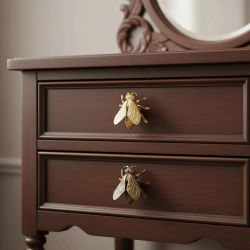 Tiradores de latón retro elegantes con diseño de abeja, herrajes vintage para muebles, pomos para puertas de armario, tiradores dorados para cajones de guardarropa