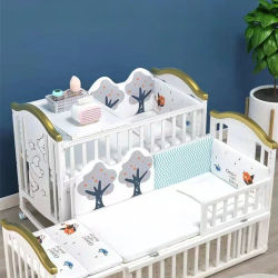 Cuna de madera maciza con mosquitera y ruedas universales, cama mecedora multifuncional para bebés
