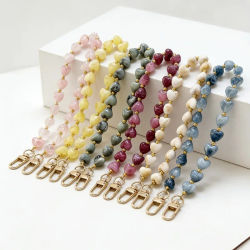 Cadena de acrílico para teléfono móvil, colgante de corazón de amor, cordón con cuentas para teléfono, cuerda colgante para teléfono móvil, joyería para mujer