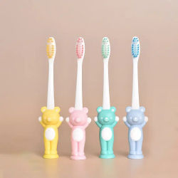 Cepillo de dientes infantil con ventosa Little Bear (juego de 4 piezas): preparado múltiple, para hacer cepillar bebés más feliz