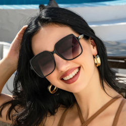 Gafas de sol cuadradas a la moda para ciclismo, gafas de sol coloridas con montura grande para mujer, gafas de sol con gradiente para exteriores para mujer