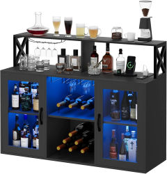 Mueble Bar con Iluminación LED y Enchufes, Mueble Bar Estilo Rústico, Aparador de Madera con Estantes para Vinos y Portavasos para Cocina, Comedor, Sala de Estar