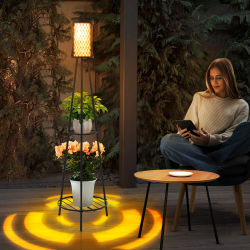Luces solares para jardín, soporte para plantas al aire libre, linterna alimentada por energía Solar regulable, lámpara de pie para Patio, jardín y Patio trasero
