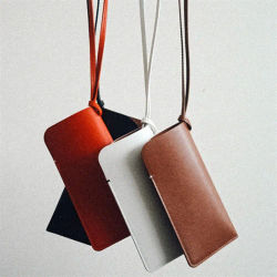 Nueva bolsa de almacenamiento de gafas de cuero PU para exteriores, estuche para gafas con cuello colgante, Clip de almacenamiento para gafas de sol, bolsa para gafas de Color sólido