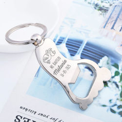 Regalo de bautismo para invitados, llavero personalizado en forma de pie, abridor de botellas, recuerdo de Baby Shower, recuerdo de fiesta de celebración de 1er cumpleaños