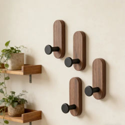 Ganchos de pared autoadhesivos montados de madera de nogal para colgar abrigo, toalla, ropa, manta, sombrero, mochila, bata, llavero de entrada