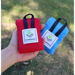Manta de Picnic, alfombra para asiento deportivo al aire libre, cojín impermeable para acampar, portátil, ultraligero, plegable, ultrafino, bolsillo para playa, 1 ud.