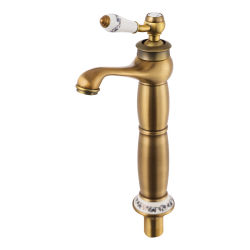 Handfatsblandare - Bordmonterad - Mässingskropp och ventil - Höjd 29,5 cm - Slangar 50 cm - Anslutning 0,95 cm - Vikt 1,35 kg - Guld