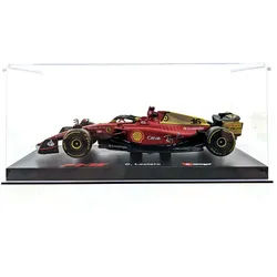 Bburago Modellauto Ferrari F1-75 Leclerc 16 Monza-Ausführung, Maßstab 1:43, in Sammler-Acrylbox