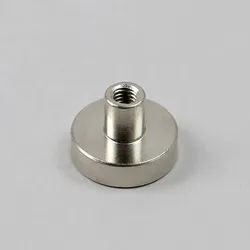 5 Topfmagnet mit Gewindebuchse, Neodym 16 mm | vernickelt, Stahl|Neodym, silber
