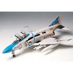 1:32 Mc Donnell Douglas F-4J Phantom II