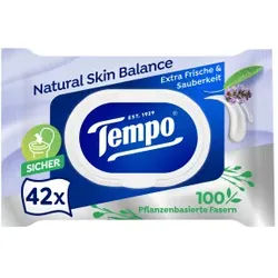 Tempo Natural Skin Balance - Beruhigend feuchte Toilettentücher, Feuchttücher mit Panthenol und Kräuterextrakten für besonders empfindliche Haut, 1 Karton = 16 Packungen à 42 Tücher
