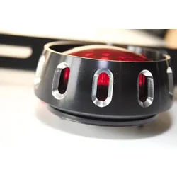 SHIN YO MILES LED Rücklicht, schwarzes Gehäuse, rotes Glas, schwarz