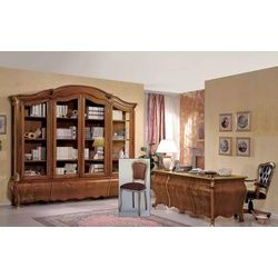 JVmoebel Schreibtisch Braunes Büro-Set Luxus Schreibtisch Vitrine Drehsessel Klassisch 3tlg (Nur Schreibtisch + Bürostuhl + Vitrine), Holzschnitzerei braun