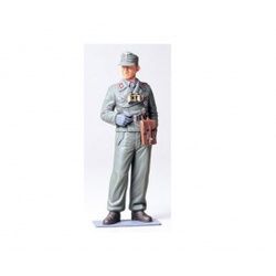 1:16 Figur Deutscher Panzersoldat