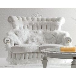 Casa Padrino Sofa Luxus Barock Sofa Weiß / Gold - Prunkvolles Wohnzimmer Sofa im Barockstil - Barock Wohnzimmer Möbel - Barock Schloß Möbel - Erstklassische Qualität - Made in Italy