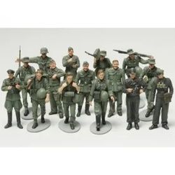 1:48 WWII Figuren-Set Dt.Infa.Manöv.(15)