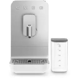 Smeg Kaffeevollautomat , Weiß , Metall, Kunststoff , 18x33.6x43.3 cm , Kaffeeauslauf höhenverstellbar, Brüheinheit entnehmbar, Heißwasserfunktion, Entkalkungsanzeige, Wassertank entnehmbar, Abschaltzeit einstellbar, beleuchtete Tasten, beleuchteter Kaffeeauslauf , Küchengeräte, Kaffeemaschinen & Milchschäumer