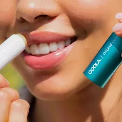 Coola Classic Liplux Lip Balm Original SPF30 (4.2 g)